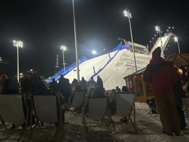 Fans watch big air from deckchair