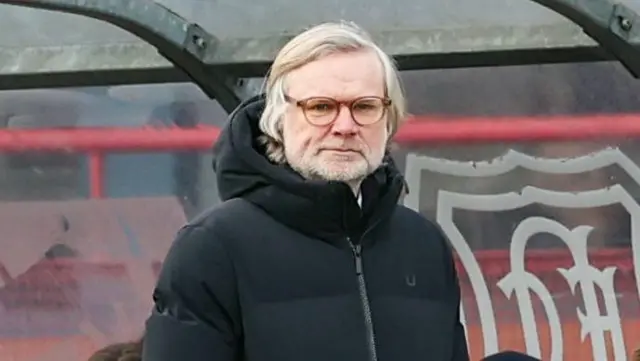 Dundee manager Steven Pressley