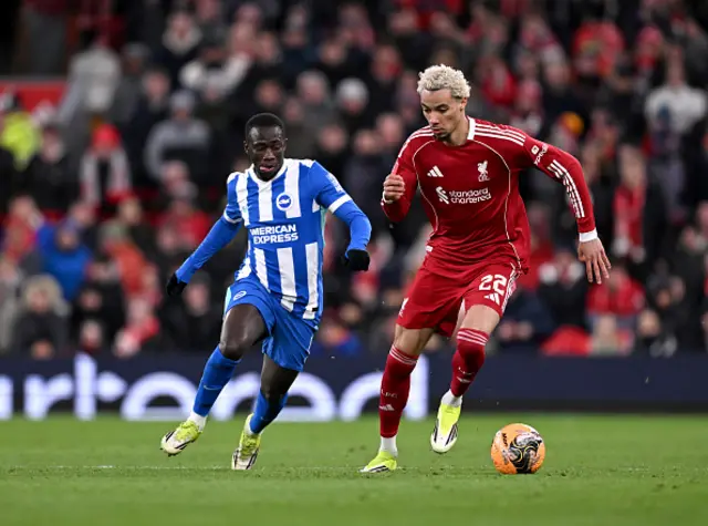 Hugo Ekitike of Liverpool runs with the ball