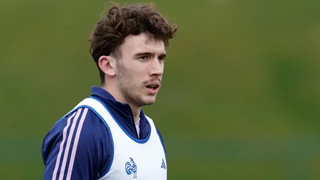 Fabien Brau-Boirie training with France