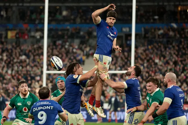 France win a line-out against Ireland in the 2026 Six Nations