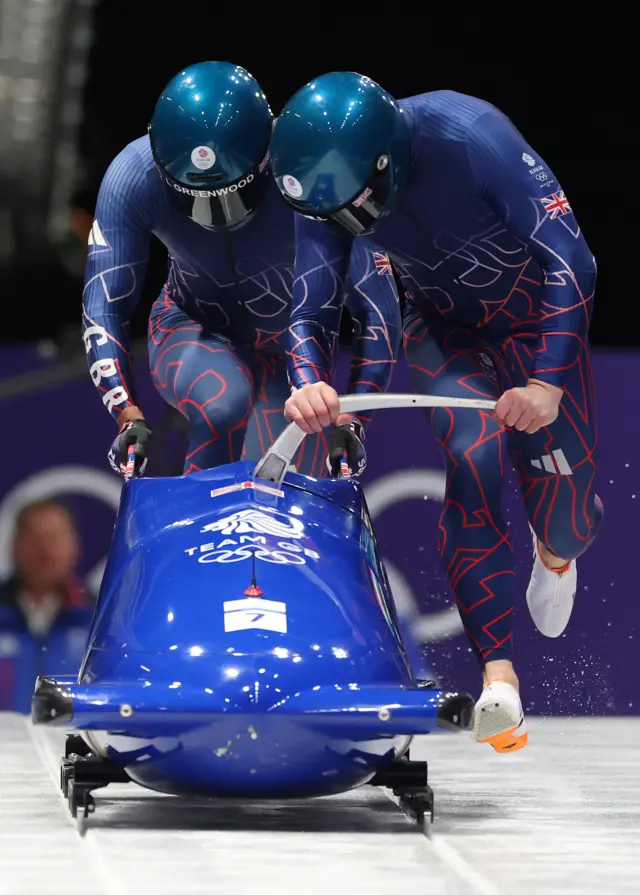 GB bobsleigh push start