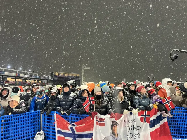 Fans at big air
