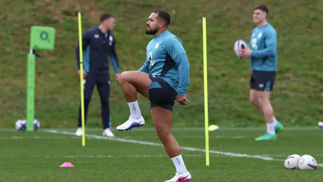 Ollie Lawrence in England training