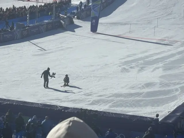 Shiffrin celebrates gold