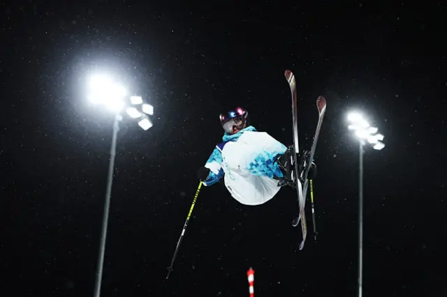Fanghui Li of Team People's Republic of China competes