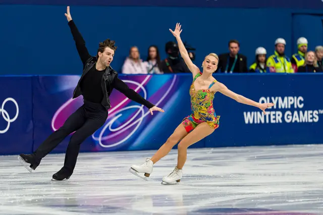 British figure skaters Phebe Bekker and James Hernandez