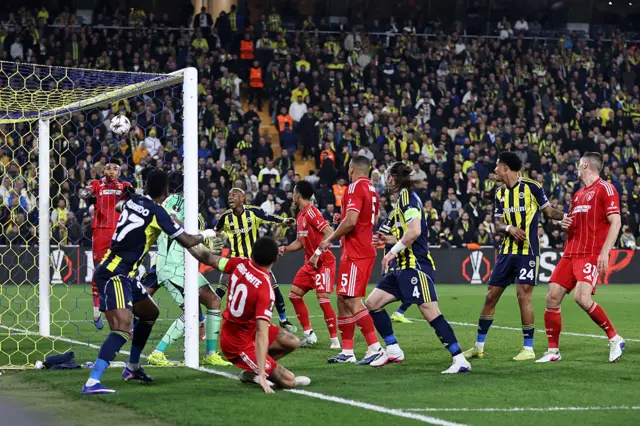 Fenerbahce 0-2 Nottingham Forest