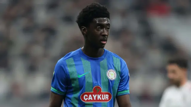 Jesurun Rak-Sakyi in action for Turkish Super Lig side Caykur Rizespor