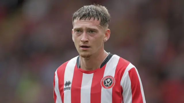 Louie Barry in action for Sheffield United