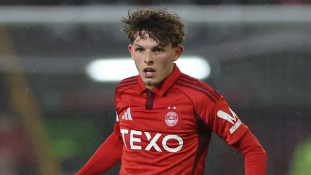 Leighton Clarkson in action for Aberdeen