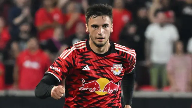 Noah Eile in action for New York Red Bulls