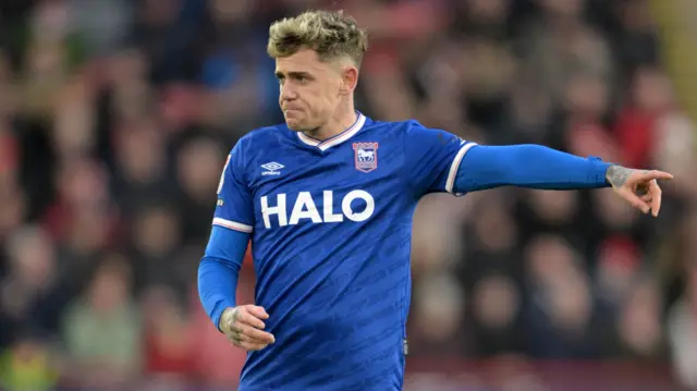 Sammie Szmodics in action for Ipswich