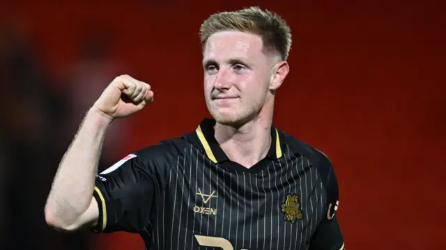 Davis Keillor-Dunn celebrating after a win with Barnsley
