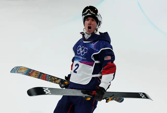 Alex Ferreira of Team United States reacts after competing