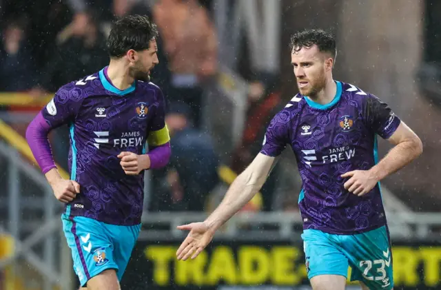 Kilmarnock's Marley Watkins (right) celebrates with Robbie Deas