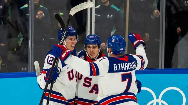 USA celebrate a goal