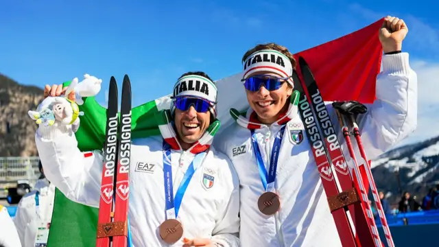 Federico Pellegrino and Elia Barp with their bronze medals
