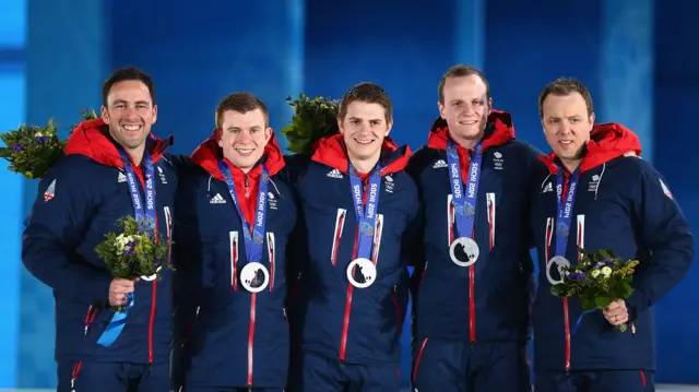GB curling team with silver medals in 2014