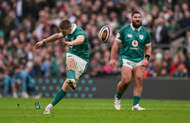 Jack Crowley penalty kick