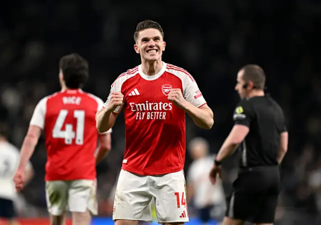 Viktor Gyoekeres of Arsenal celebrates