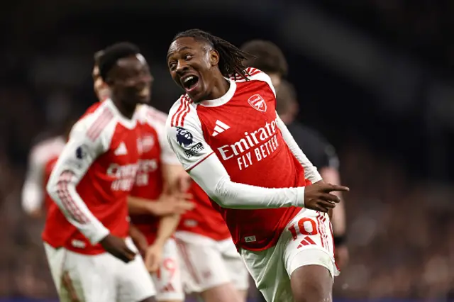 Eberechi Eze of Arsenal celebrates