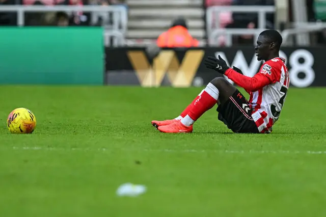 Sunderland's Ivorian midfielder #37 Jocelin Ta Bi reacts