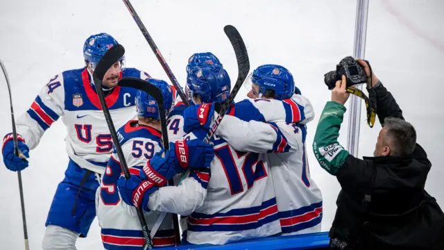 Ice hockey