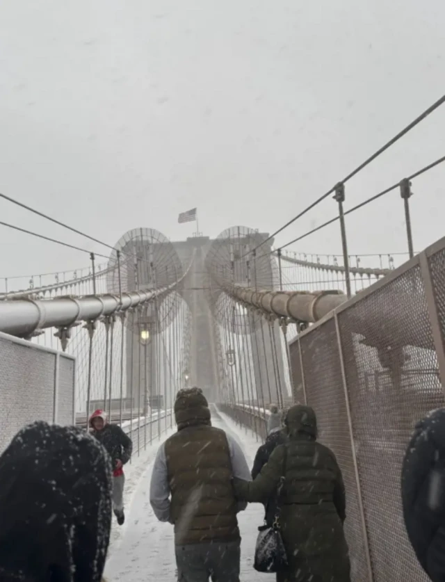 People on the Brooklyn Bridge