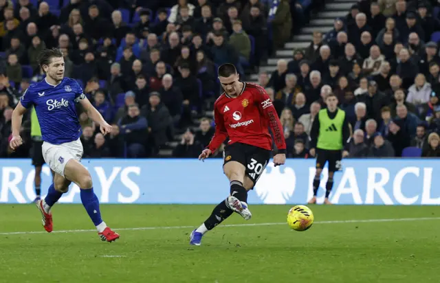 Sesko scores the opener