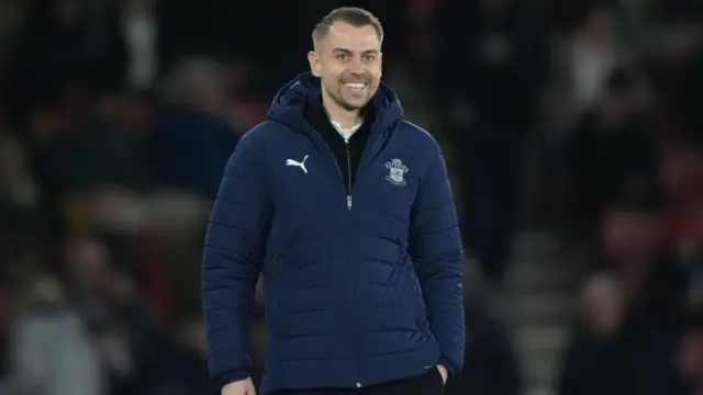 Southampton head coach Tonda Eckert