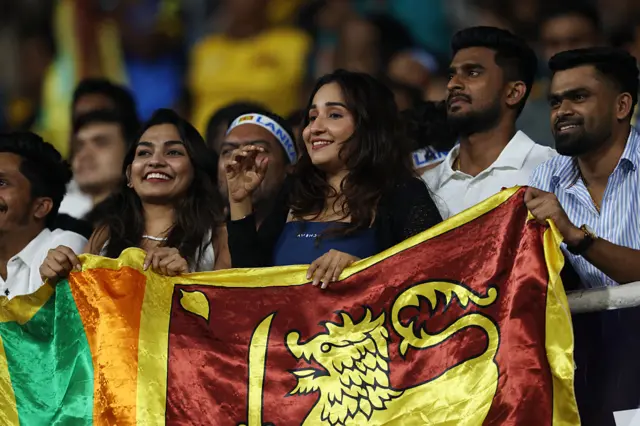 SL fans