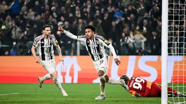 Weston McKennie celebrates