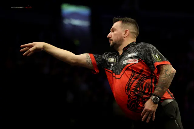 Jonny Clayton during his match against Luke Littler on night four of the BetMGM Premier League 2026 at SSE Arena, Glasgow.