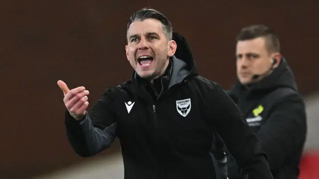 Matt Bloomfield shouting in the technical area