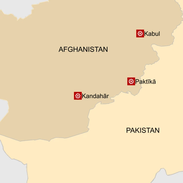 Map of Afghanistan and Pakistan showing their border and points where Kabul, Kandahar and Paktika are located