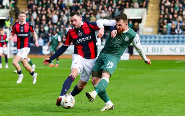 Nicky Cadden in action for Hibs