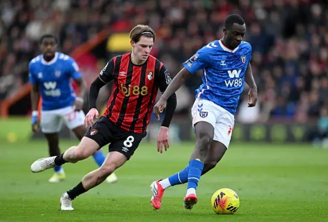 Alex Scott of AFC Bournemouth challenges Habib Diarra of Sunderland