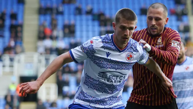 Reading v Bradford City