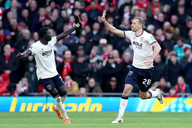 Tomas Soucek of West Ham United celebrates
