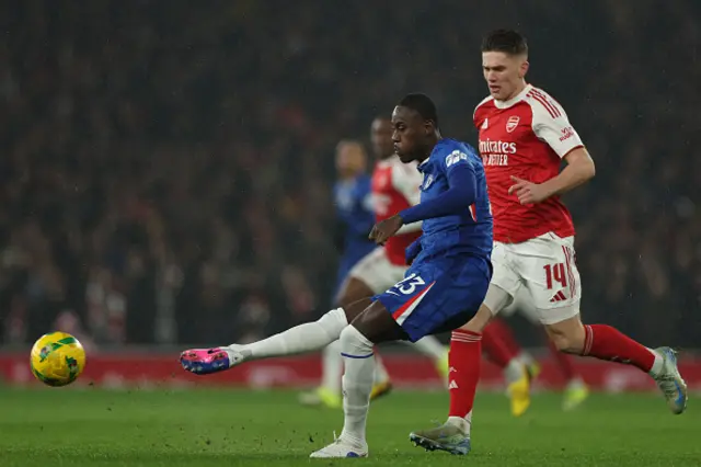 Trevoh Chalobah passes the ball