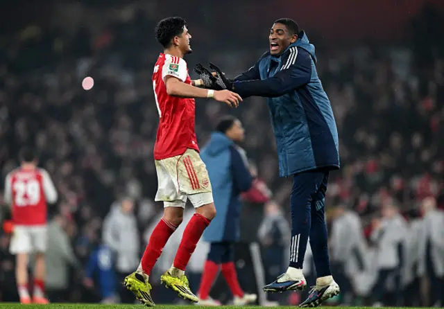 Piero Hincapie and Cristhian Mosquera of Arsenal celebrate