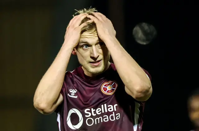 FT: St Mirren 1-0 Hearts