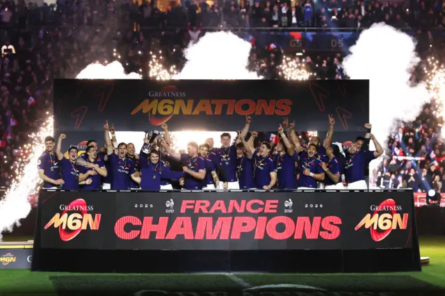 France lift the Six Nations