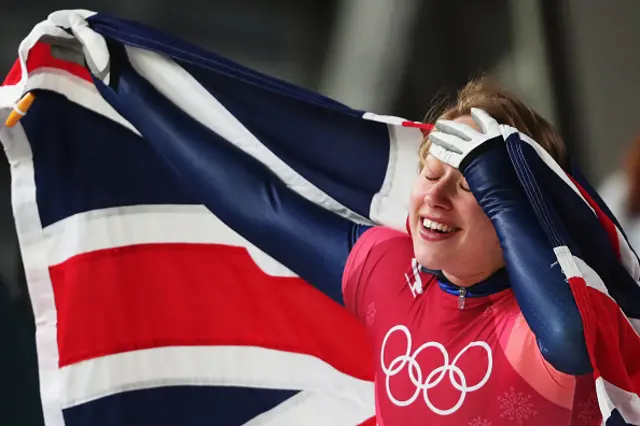Lizzie Yarnold celebrates