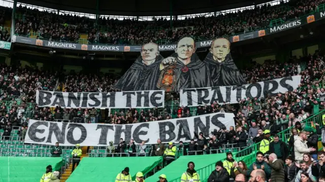 Celtic fan banners