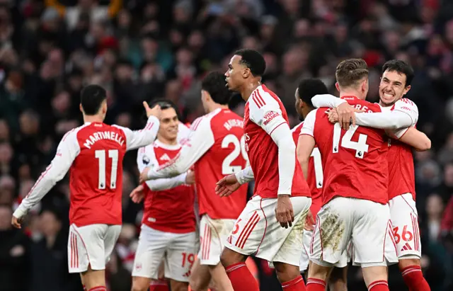 Arsenal players celebrate
