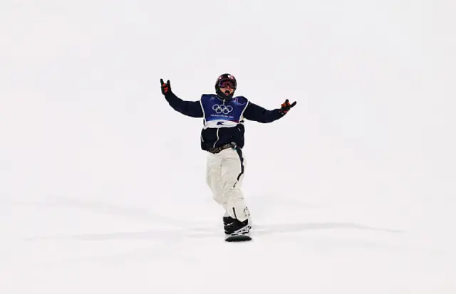 Kira Kimura of Team Japan reacts