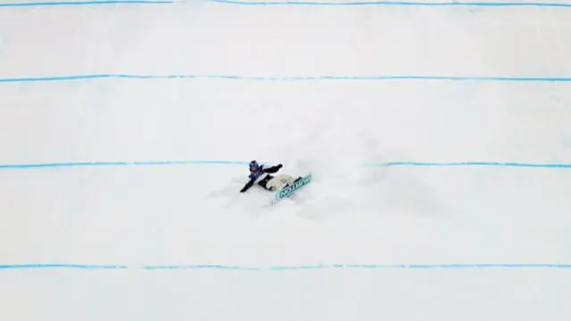 Hiroto Ogiwara falls