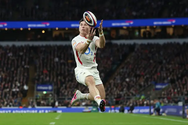 Henry Arundell collects George Ford's kick to score